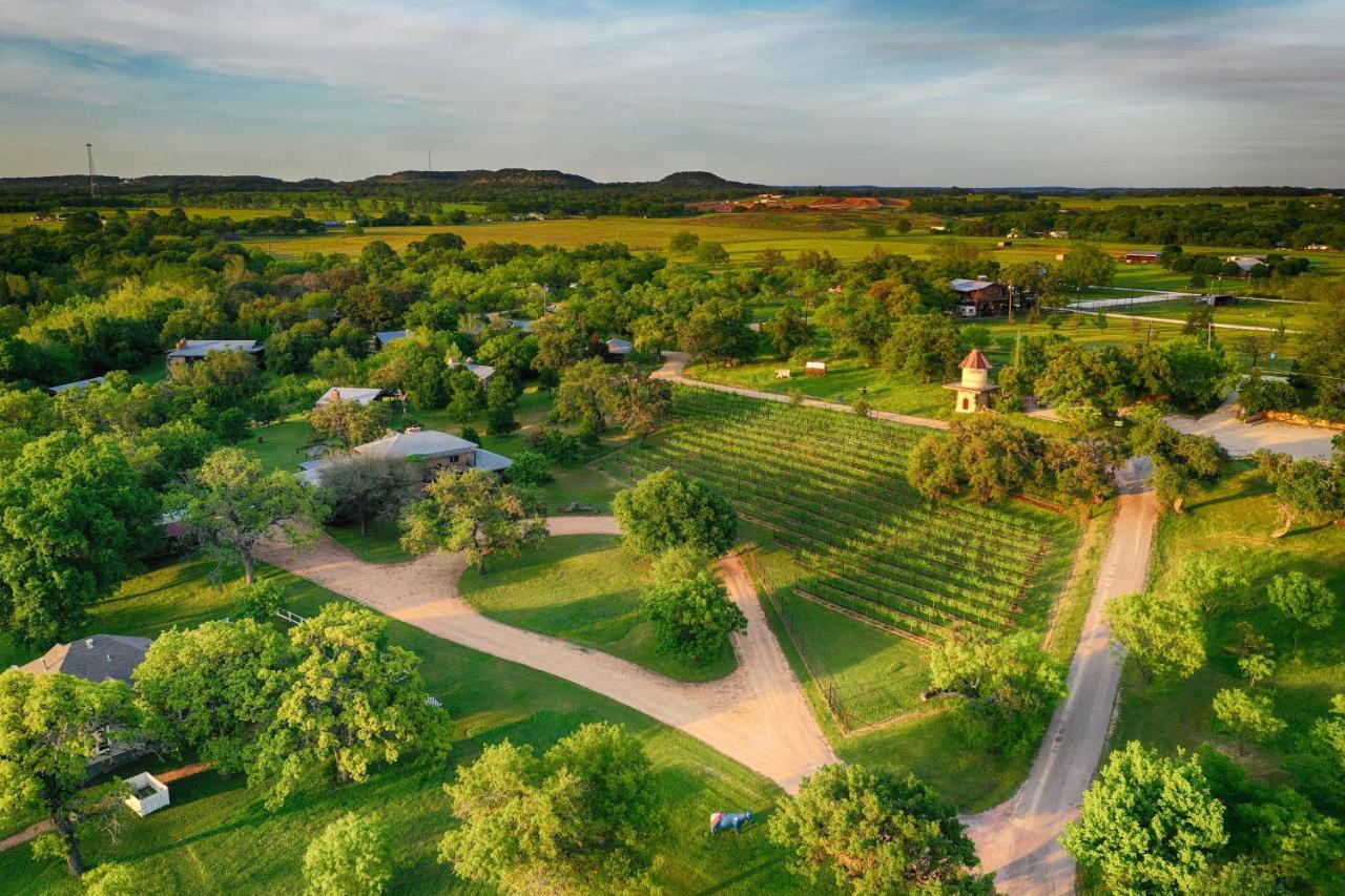 Barons Creekside Resort Fredericksburg Esterno foto