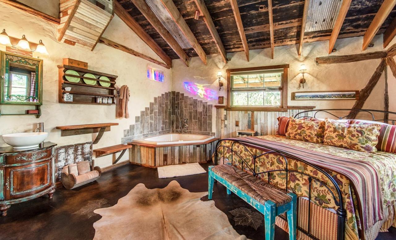 Barons Creekside Resort Fredericksburg Esterno foto